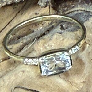 14k white sapphire gold ring with tiny diamonds. New in box.